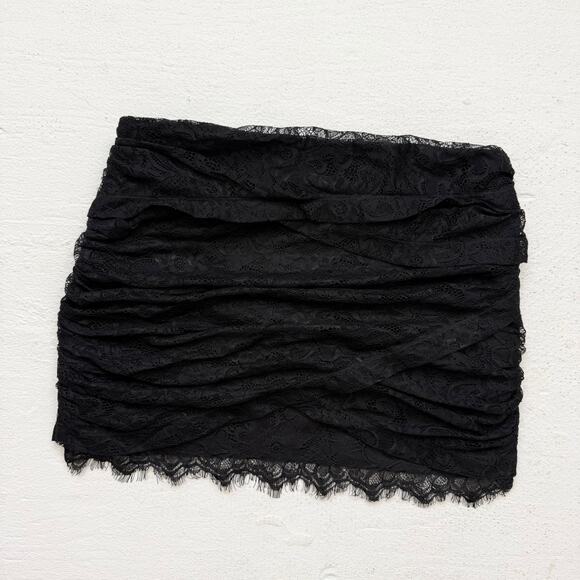 Aqua Black Lace Ruched Wrap Mini Skirt Size Medium - Picture 5 of 6